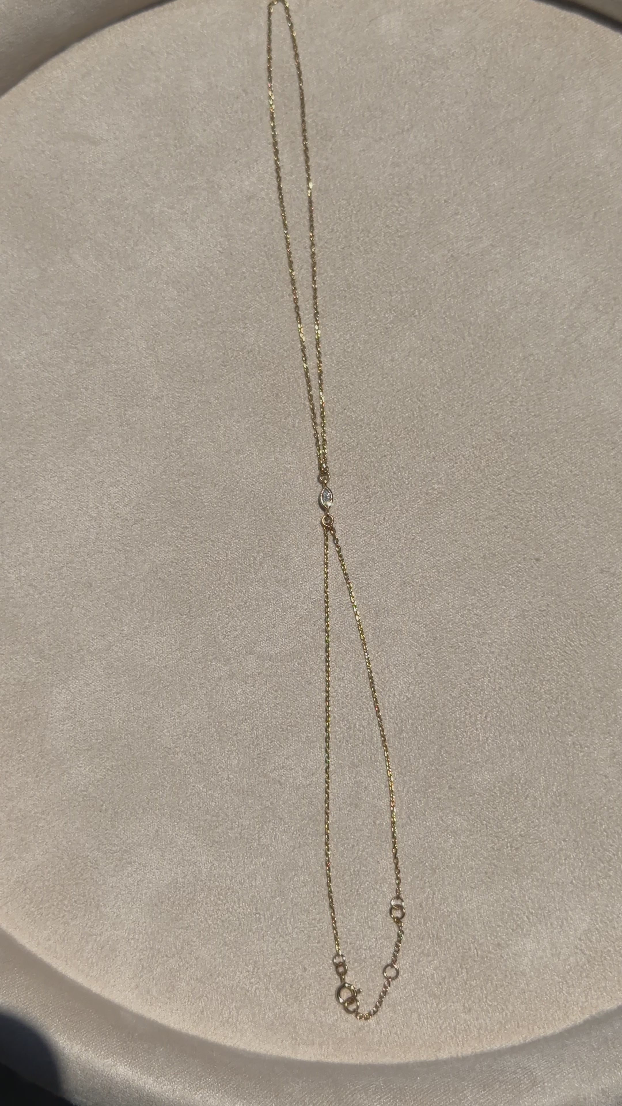 14k Gold Center-set Lab-Grown Marquise Diamond Handchain